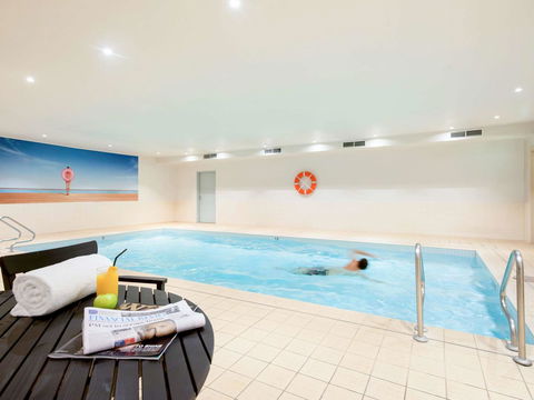 Novotel Melbourne Glen Waverley - Flights 6