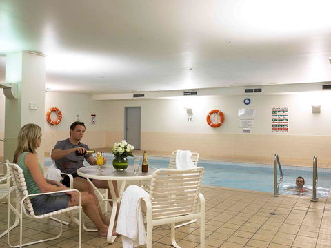Novotel Melbourne Glen Waverley - Flights 7