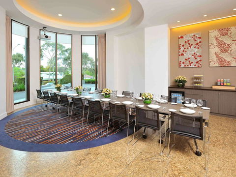 Novotel Melbourne Glen Waverley - Flights 24