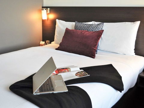 Ibis Melbourne - Glen Waverley - Flights 36