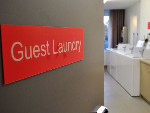 Ibis Melbourne - Glen Waverley - Flights 44