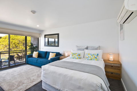 Lorne Bay View Motel - Flights 37