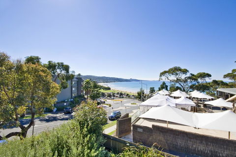 Lorne Bay View Motel - Flights 0