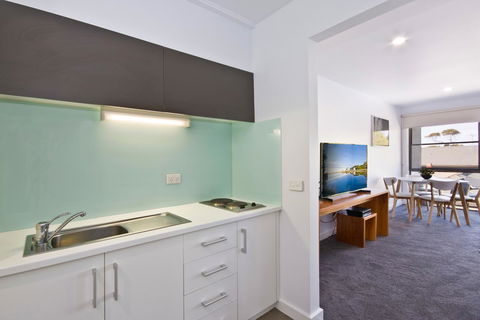Lorne Bay View Motel - Flights 34