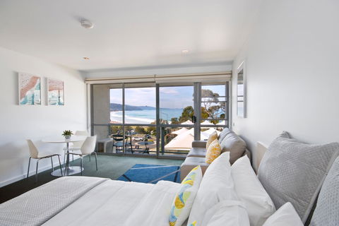 Lorne Bay View Motel - Flights 15