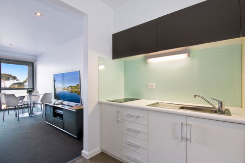 Lorne Bay View Motel - Flights 1
