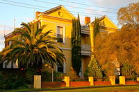 Book Castlemaine Accommodation Vacations Flights Flights