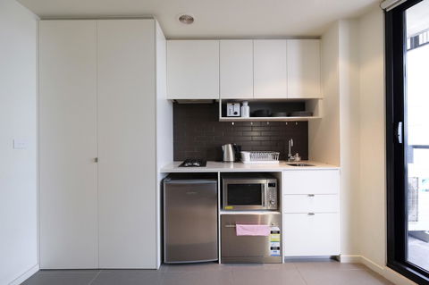 Mono Apartments On Franklin Street - Flights 28