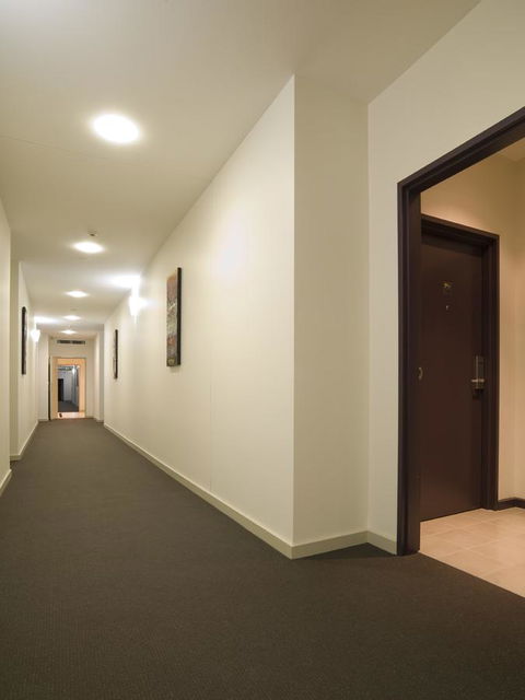 Quest Glen Waverley - Flights 4