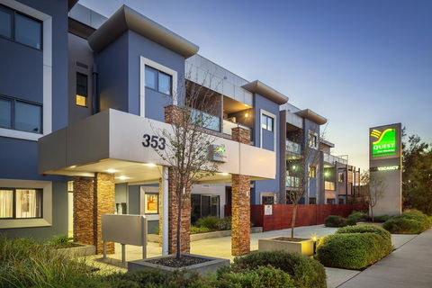 Quest Glen Waverley - Flights 0