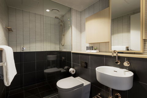 Brady Hotels Central Melbourne - Flights 37