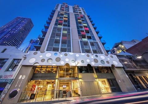 Brady Hotels Central Melbourne - Flights 26