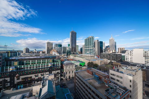 Brady Hotels Central Melbourne - Flights 44