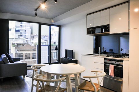 Mono Apartments On La Trobe Street - Flights 0