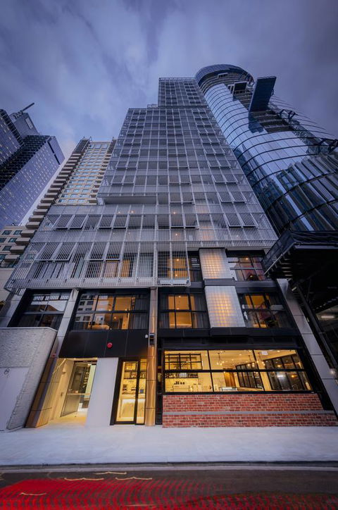 Brady Hotels Jones Lane - Flights 1