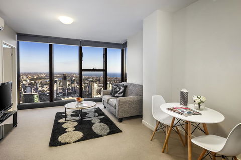 Winston Apartments - Flights 6