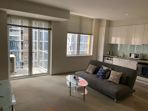 City Lifestyle Accommodation - Flights 4