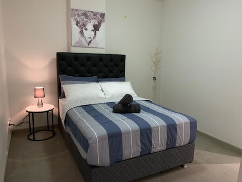 City Lifestyle Accommodation - Flights 10