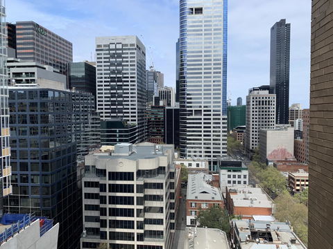 City Lifestyle Accommodation - Flights 3