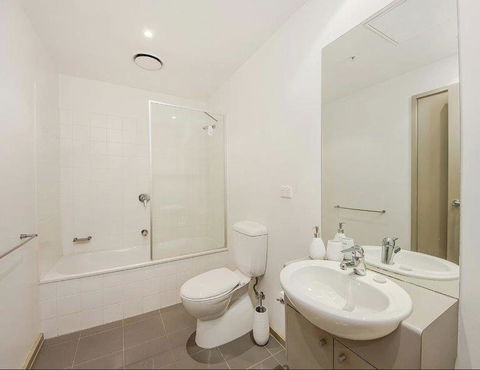 City Lifestyle Accommodation - Flights 41