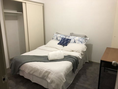 City Lifestyle Accommodation - Flights 14