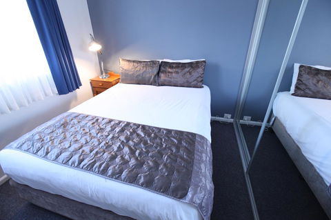Mornington Motel - Flights 23