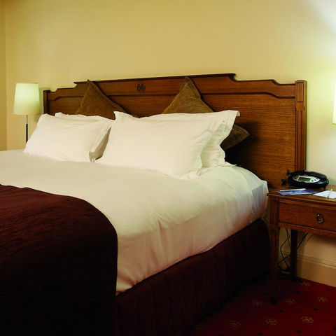 Grand Hotel Melbourne - Flights 25