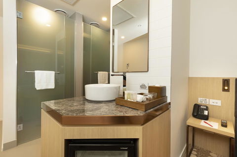 Ibis Melbourne Central - Flights 31