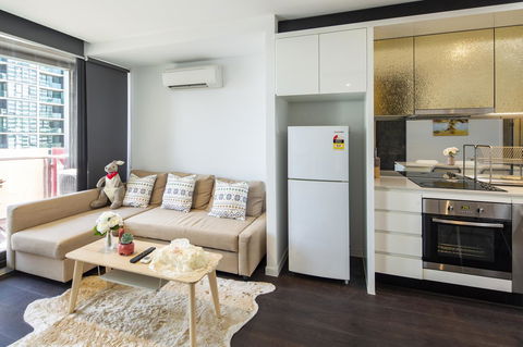 UrbanSuite Melbourne Cozy Apartment å°”æœ¬ åŸŽå¸‚ç²¾é€‰é…’åº—ä½å®¿ - Flights 13