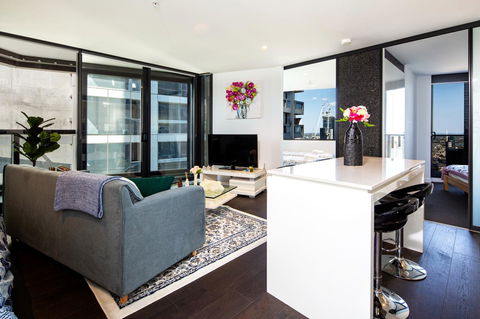 UrbanSuite Melbourne Cozy Apartment å°”æœ¬ åŸŽå¸‚ç²¾é€‰é…’åº—ä½å®¿ - Flights 22