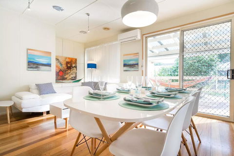 Nautique Beach House - Flights 0