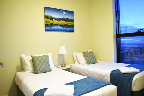 Melbourne SkyHigh Apartments - Flights 25