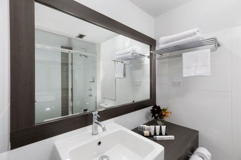 Rydges Geelong - Flights 1