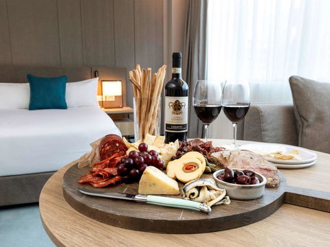 Novotel Melbourne Central - Flights 9