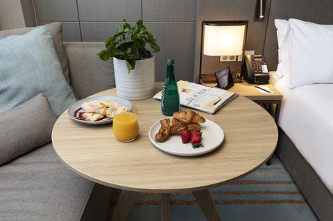 Novotel Melbourne Central - Flights 44