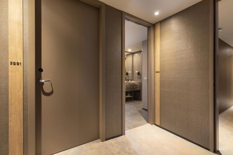 Novotel Melbourne Central - Flights 34