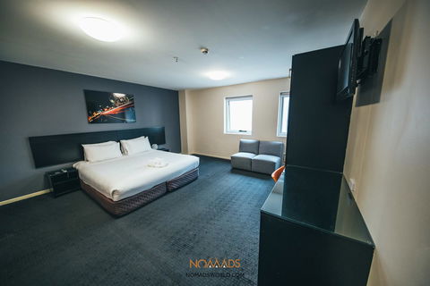 Nomads Melbourne Backpackers - Flights 23