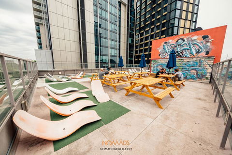 Nomads Melbourne Backpackers - Flights 12