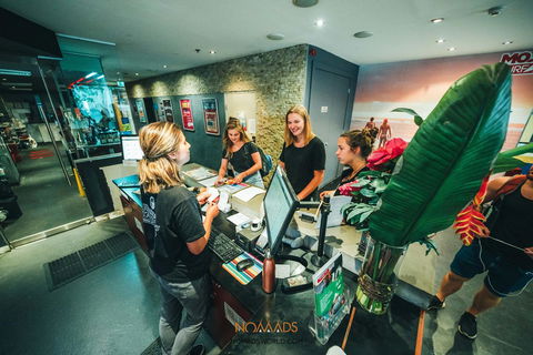 Nomads Melbourne Backpackers - Flights 5