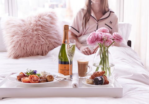 The Langham Melbourne - Flights 17