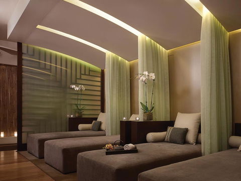 The Langham Melbourne - Flights 44