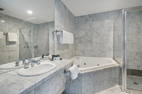 All Seasons Resort Hotel Bendigo - Flights 29