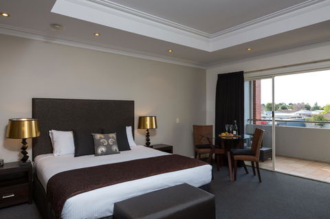 All Seasons Resort Hotel Bendigo - Flights 22