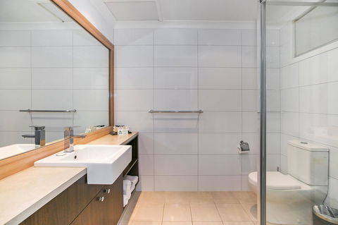 All Seasons Resort Hotel Bendigo - Flights 18