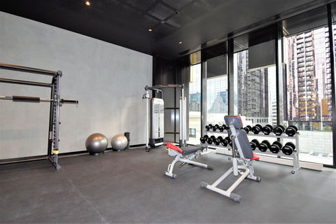 Melbourne Empire Apartments - Flights 9