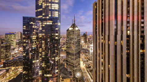 Avani Melbourne Central Residences - Flights 2