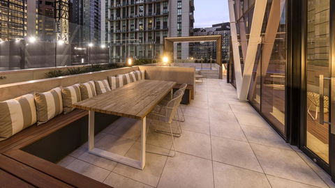 Avani Melbourne Central Residences - Flights 8