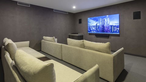 Avani Melbourne Central Residences - Flights 5