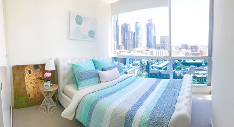 La Maison - Great View, Free Parking, Pool, Gym, Perfectly Located 2BR Apartment - Flights 3