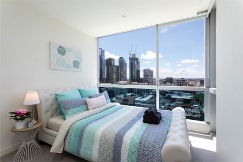 La Maison - Great View, Free Parking, Pool, Gym, Perfectly Located 2BR Apartment - Flights 1